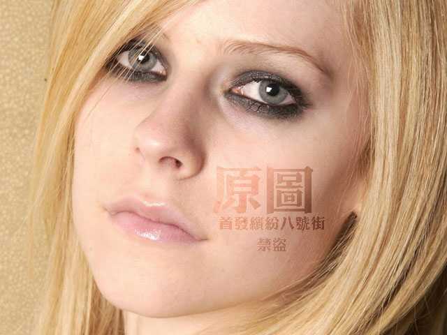 Photoshop将美女图片转为强质感油画效果