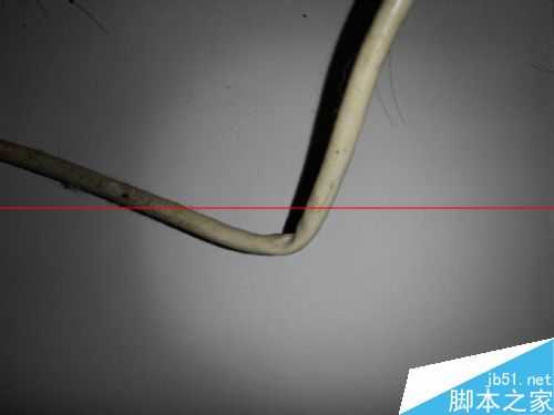 网线断了没有工具怎么接上?